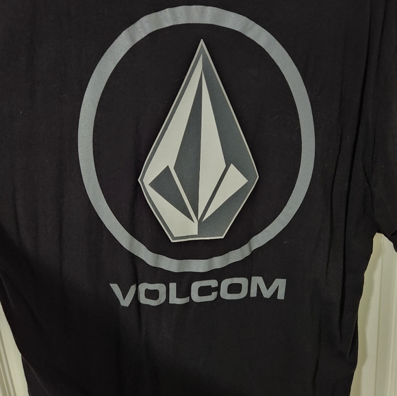 Mens volcom Xl shirt - Picture 2 of 2
